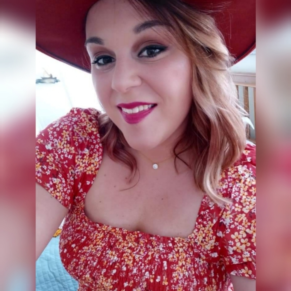 Meet your Posher, Kendra